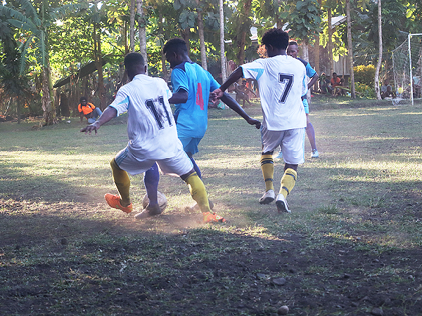 Action between the Fataleka kile FC and BC Bulls .photo; FLOYD TERRY