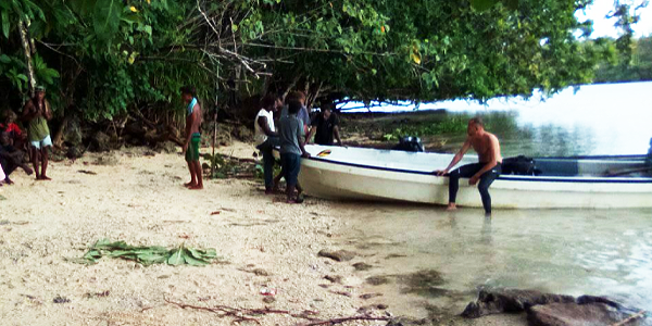 Local search team rest before go to search again. Photo Supplied