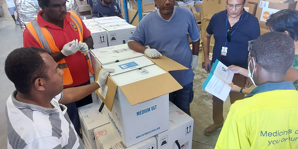 Senior Advisors of MHMS Dr Yogesh Choudhri and Dr Elizabeth Rodgers with National Medical STore team preparing to mov