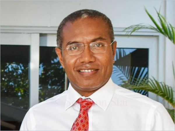 Kenilorea Jnr Leads Independent Group