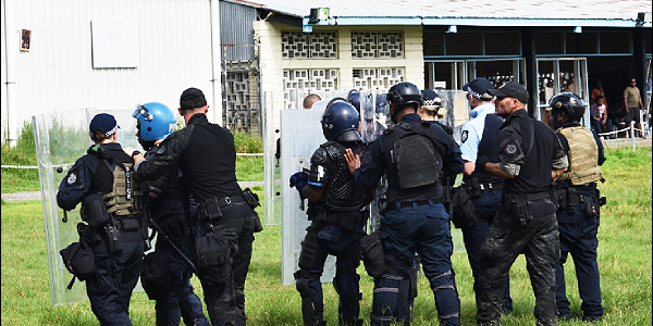 PRT and operators merge to control the rioters