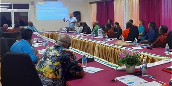 Dr Yogesh Choudhri, Senior Health Advisor delivering presentation on COVID-19 vaccines to the GP MPAs.