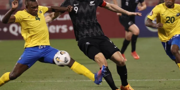 Chris Wood and Leon Kofana battle for the ball. Photo Credit: OFC Media.