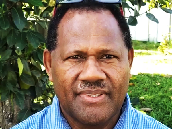 Dr George Manimu