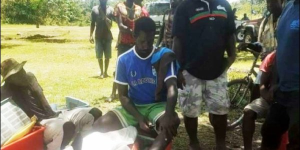 Some of the people from Shortlands who traveled with their baked fish to sell at Buin market. Photo supplied. Some of the people from Shortlands who travel with their baked fish to sell at Buin market. Photo supplied.