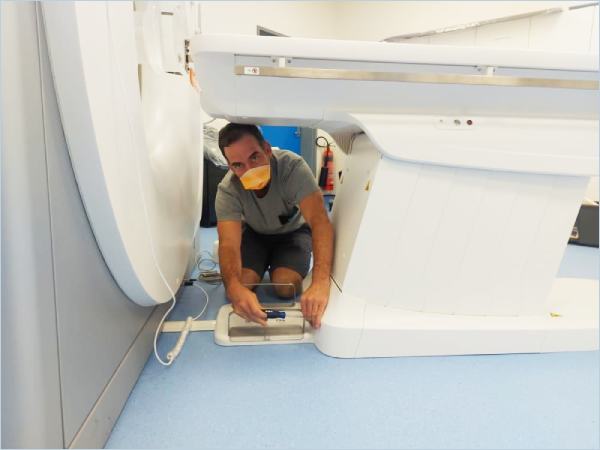 David Howard, Siemens Healthcare Project Manager, installing the CT Machine. Photo: MHMS.
