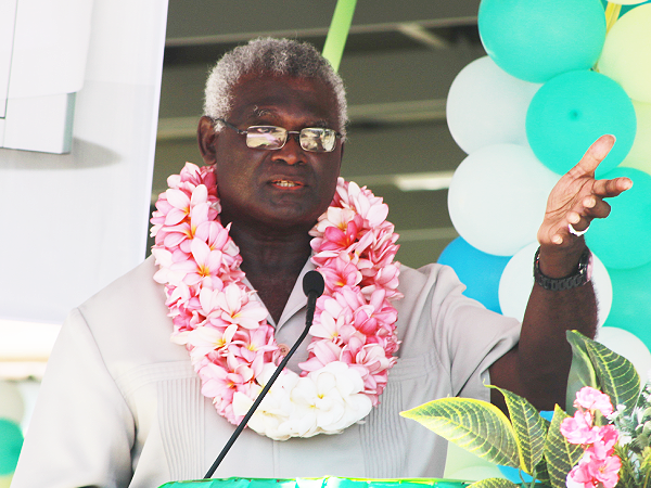 PM delivering his speech at the CT scan launch.