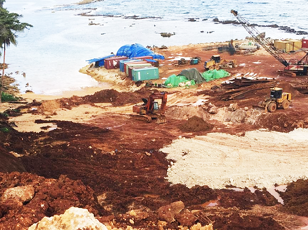 Lavangu bay, where bauxite minerals are loaded onto boats in Rennell, Renbel Province. Photo credit, Charlie Piringi.