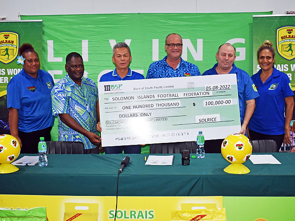 Solrais Country Manager, SIFF president and CEO and SWPL board members.