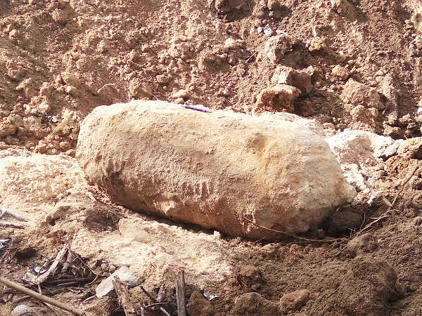 EODD safely destroy a large U.S UXO at the new Taro township EODD safely destroy a large U.S UXO at the new Taro township
