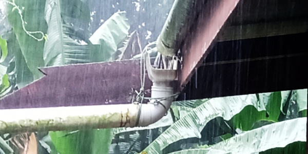 An overflowing gutter in Gizo, yesterday.