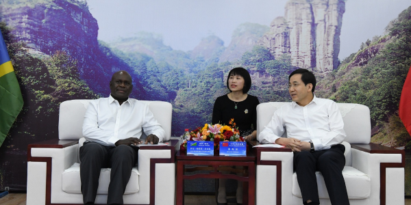 DC Ian Vaevaseo meeting with Director-General Mr. Hhuanghaikun.