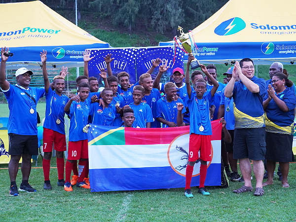 The new champion Malaita U14 boys.