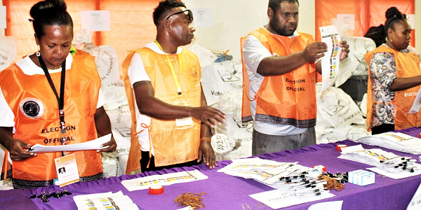Counting in progress. Picture by Wilson Saeni