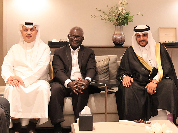 Prime Minister Hon. M. Sogavare welcomed at Dubai International Airport by Saudi Govt Officials Naif Saleh ALGhamdi and Bander Alfowzan. Photo supplied.