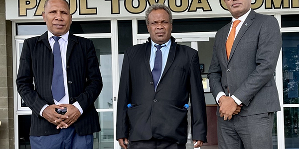 MP Tuasulia flanked by the East Honiara MP (left) and the East Are’are MP and Parliamentary Wing Leader of SIUP, Peter Kenilorea Jr. Photo credit: SIUP.