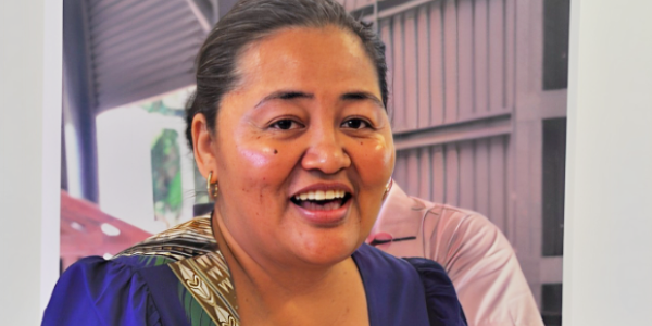 APTC Country Director for Kiribati and Solomon Islands Abigail Chang delivers her remarks on the students’ Language Literacy and Numeracy Test. Photo by LACHLAN EDDIE HOE.