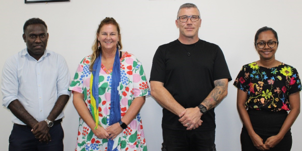 MFAET Trade Commissioner, Barrett Salato (Far Left), Director of Trade, Natalia Patternot (Right) with Pick Hawke’s Bay General Manager, Vikki Garrett and Labour Manager Jay Diesel.