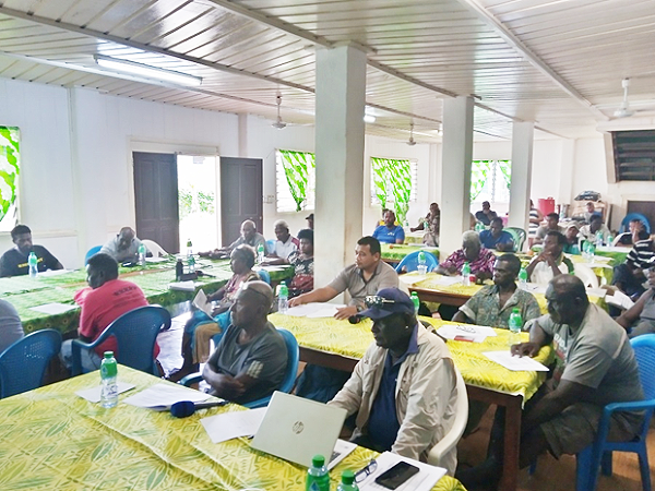 All the 26 WDC Chairpersons and Senior Provincial Government officials with the Western Provincial Planning Division officers gathered at the Women’s Resource Centre in Gizo last Friday.
