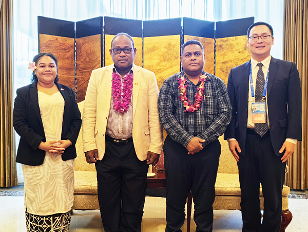 Deputy Prime Minister Maelanga and Minister of National Planning and Development Coordination Rexon Ramofafia received at the Beijing Capital Airport by Charge d’Affaires Theresia Shanel and the Deputy Director of the International Cooperation of the Ministry of Natural Resources of PRC, Wang Antao. Photo supplied.