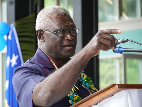 PM Manasseh Sogavare is speaking at the handing over ceremony at the Munda Terminal. Photo by Lachlan Eddie Hoe.