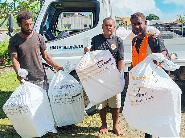 Ballot b0oxes being transported to Buala.