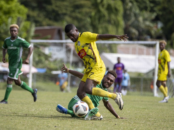 REAL KAKAMORA MAINTAIN TOP SPOT