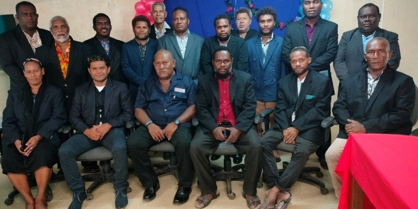 Hon-Premier-Asilaua-entre-with-a-red-shirt-MPA-for-Ward-11-with-his-17-Member-Provincial-Executive-before-their-swearing-in-ceremony-on-Wednesday