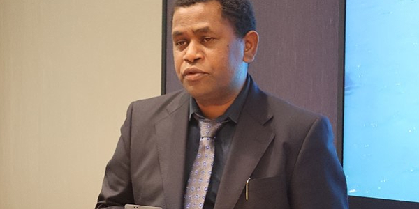 Dr Paul Popora Bosawai