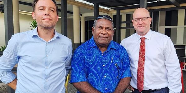 Carlos Orton Romero of ADB, President of Economic Association of Solomon Islands (EASI), Reuben Tovutovu and ADB consultant Dr Kirdan Lees.
