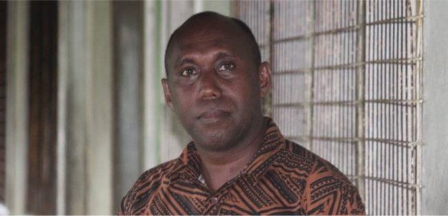 Minister Ken Silas