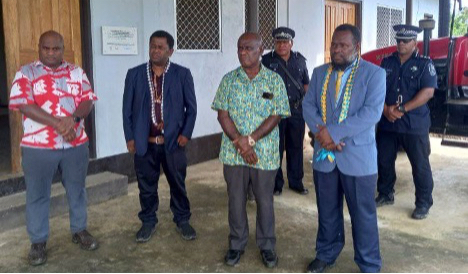 Visit to Taro pack house offers hope Visit to Taro pack house offers hope