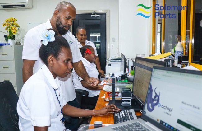 SIPA Customer Service and Counter Staff using the new system to intreract with customers