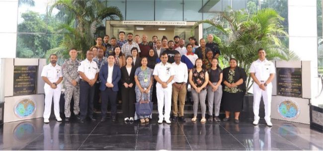 The 23 journalists of Indo-Pacific with the Indian Navy at the Information Fusion Centre – Indian Ocean Region