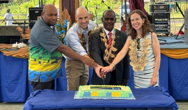 Cutting of the cake marking democracy day.