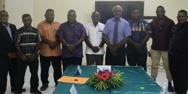 Group photo following PM’s meeting with Premier Salini and his executive