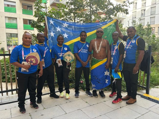 Members of the Para athletes and officials