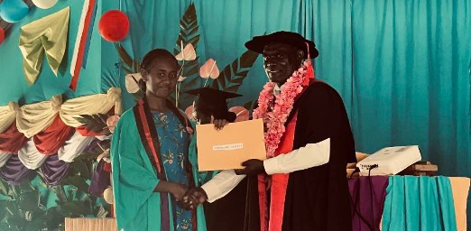 Dr Sisiolo reflects on educational journey to inspire students