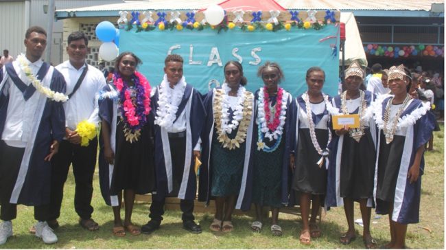 Grandaunts pose their photos after the graduation