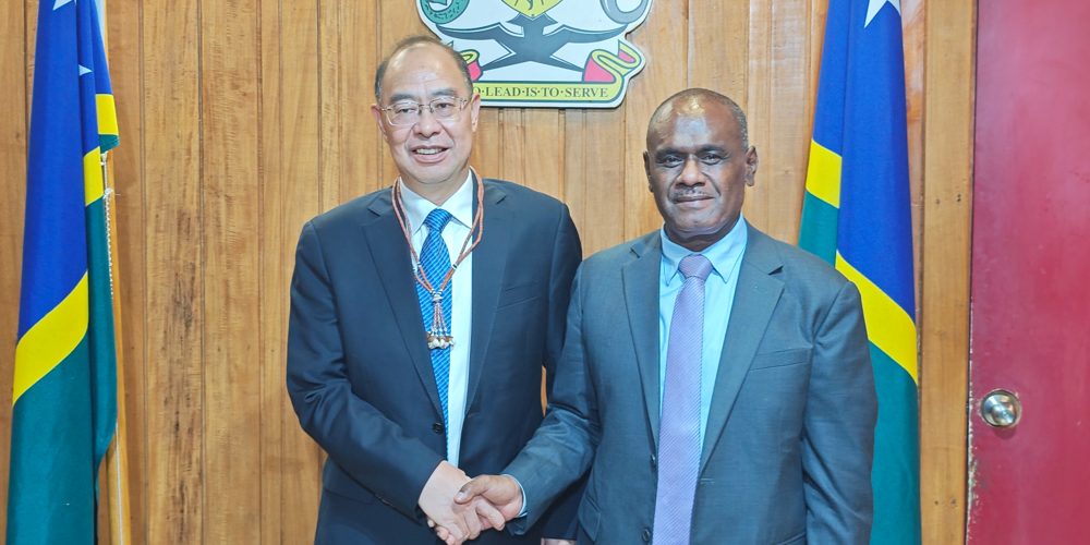 Prime Minister Honourable Jeremiah Manele, MP, and Deputy Minister Emergency Management of the government of the People’s Republic of China (PRC), Xu Jiaai.