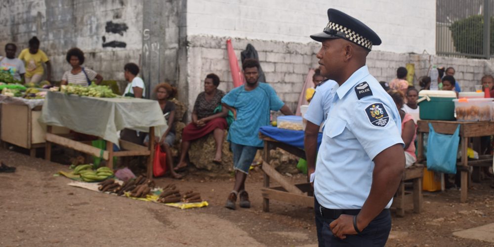 Patrol in Honiara (4)
