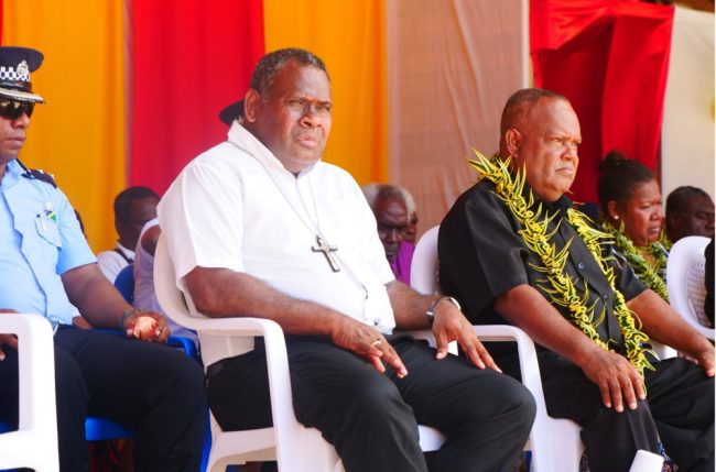 ACOM Archbishop, The Right Reverend Leonard Dawea and Governor General Reverend David Kapu during the inauguration service