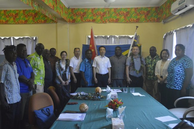 The delegation from Fujian Province with the WPG Deputy Premier and Senior Officials of WPG aduring the courtesy visit in Gizo