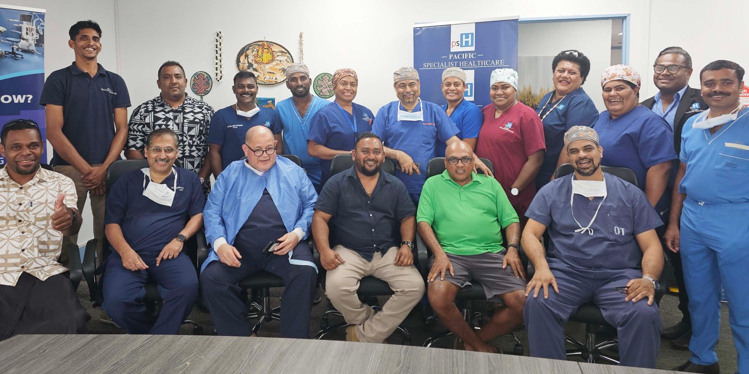 The entire PSH team behind the first-ever successful open-heart surgery