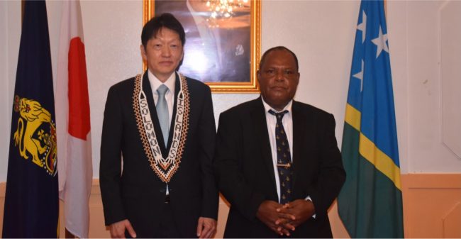 Governor General, His Excellency Rev. David Tipa Kapu with Japan’s new Ambassador to Solomon Islands, His Excellency Keiichi Hagiuchi.