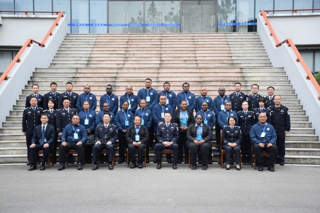 Group photo before the commencement of the seminar and visit program
