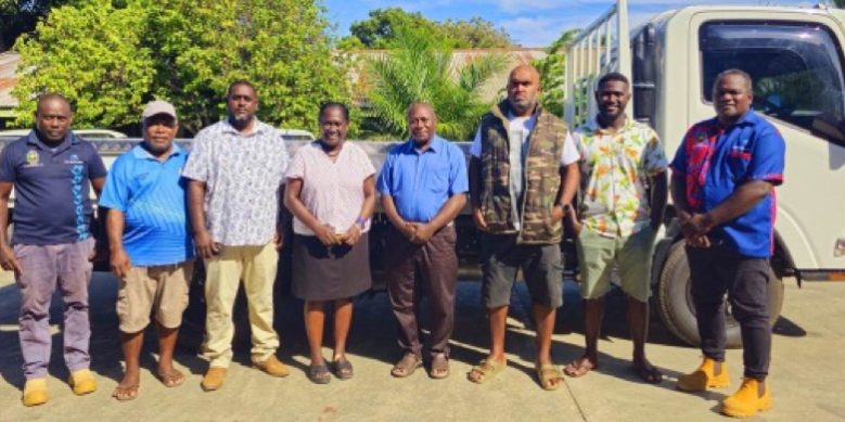 Health Permanent Secretary Mrs. McNeil (fourth from left) Deputy Secretary Corporate Mr Jacob (third from left), Atoifi CEO Dr Kuma (fourth from right) and staff from the MHMS.
