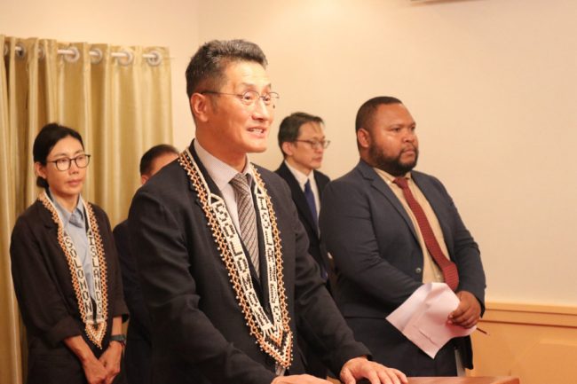 Jong Ho CHOI making his remarks.