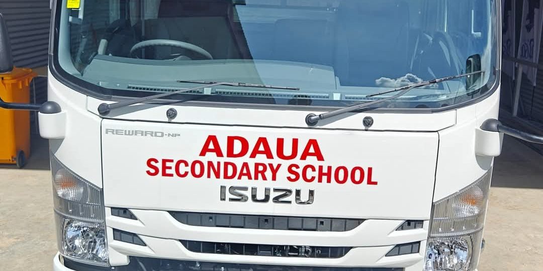 New three-ton truck for Adaua school