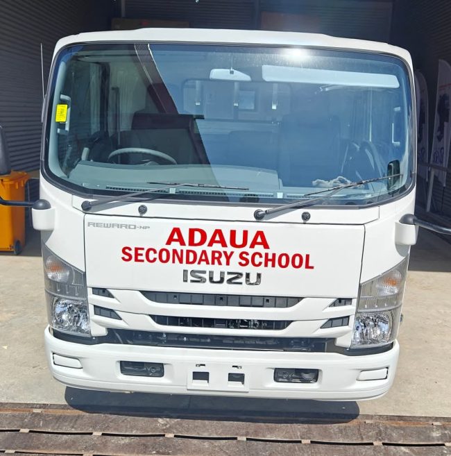 New three-ton truck for Adaua school